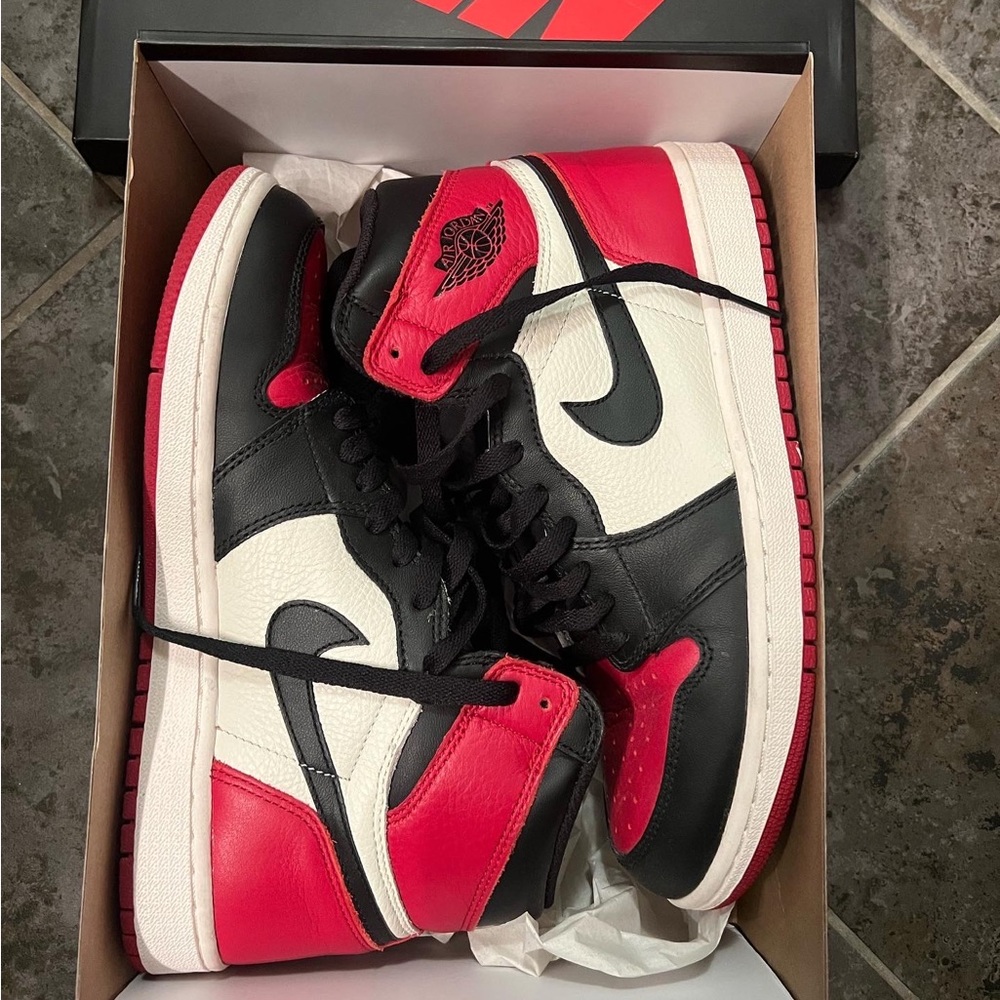 Authentic Nike High top- Men’s Air Jordan size 8.5